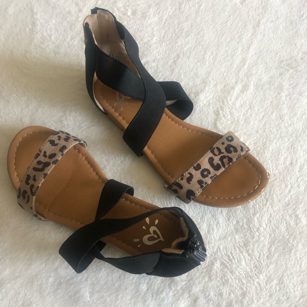 Justice Kids Sandals 1